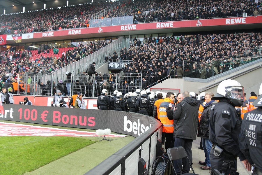 1. FC Köln- Borussia Mönchengladbach (2017/18)_3