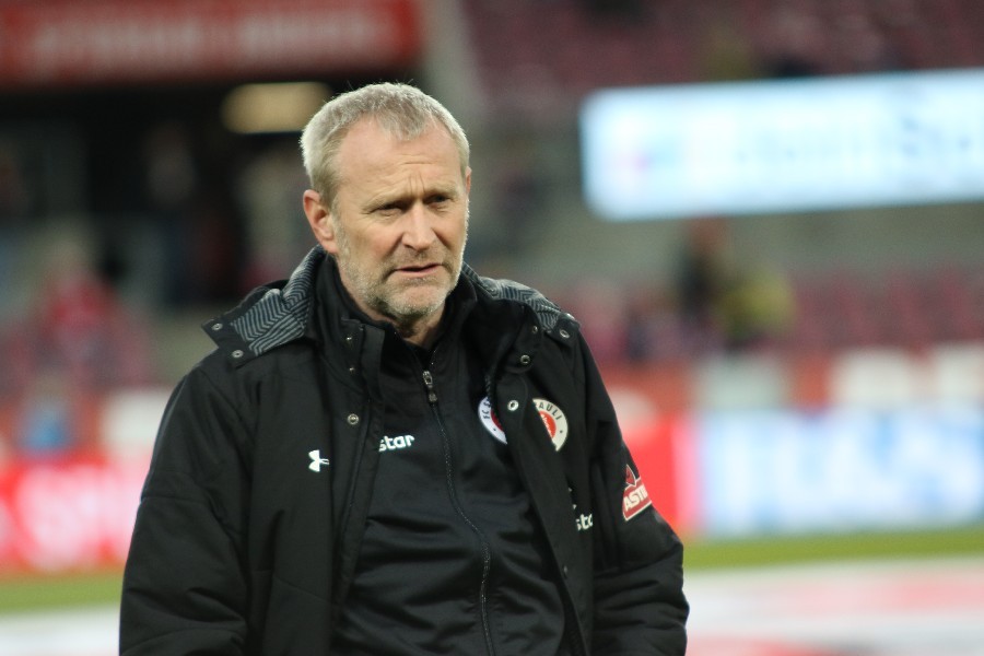 1. FC Köln- FC St. Pauli (2018/19)_4