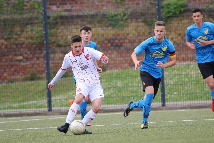 1. FC Mönchengladbach- Fortuna Düsseldorf U17 (2017/18)_11