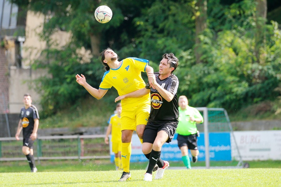 1. FC Mönchengladbach II vs. SV 08 Rheydt (2021/22)_18