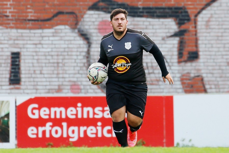 1. FC Mönchengladbach II vs. SV 08 Rheydt (2021/22)_3