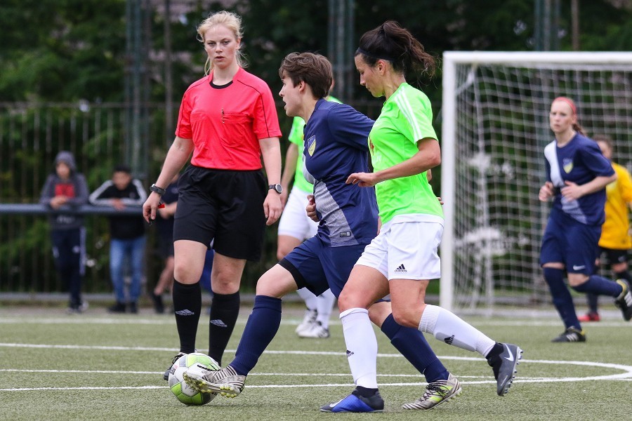 1. FC Mönchengladbach- SV Heißen (2018/19)_25