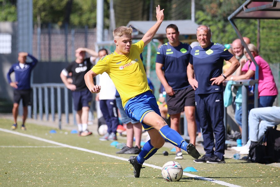 1. FC Mönchengladbach U19 vs. Kevelaerer SV (2022/23)_14