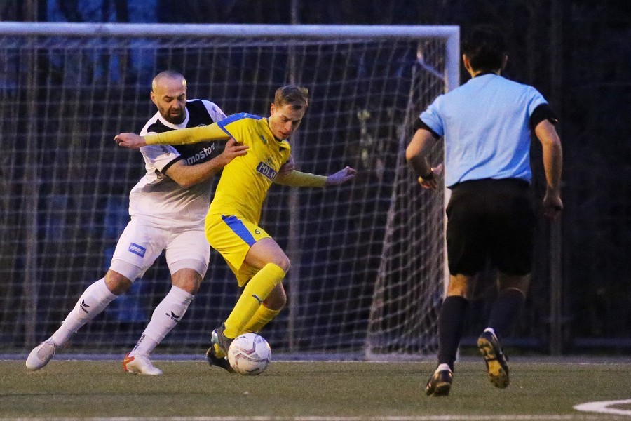 1. FC Mönchengladbach vs. ETB SW Essen (2021/22)_4