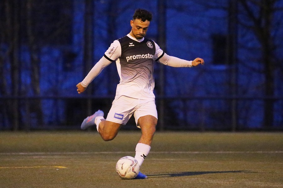 1. FC Mönchengladbach vs. ETB SW Essen (2021/22)_8