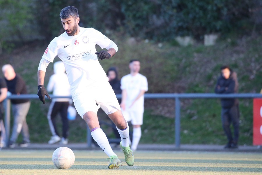 1. FC Mönchengladbach vs. Ratingen 04/19 (2021/22)_1