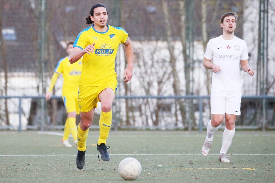 1. FC Mönchengladbach vs. Ratingen 04/19 (2021/22)_37