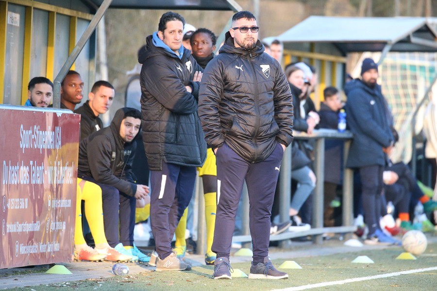 1. FC Mönchengladbach vs. Ratingen 04/19 (2021/22)_9