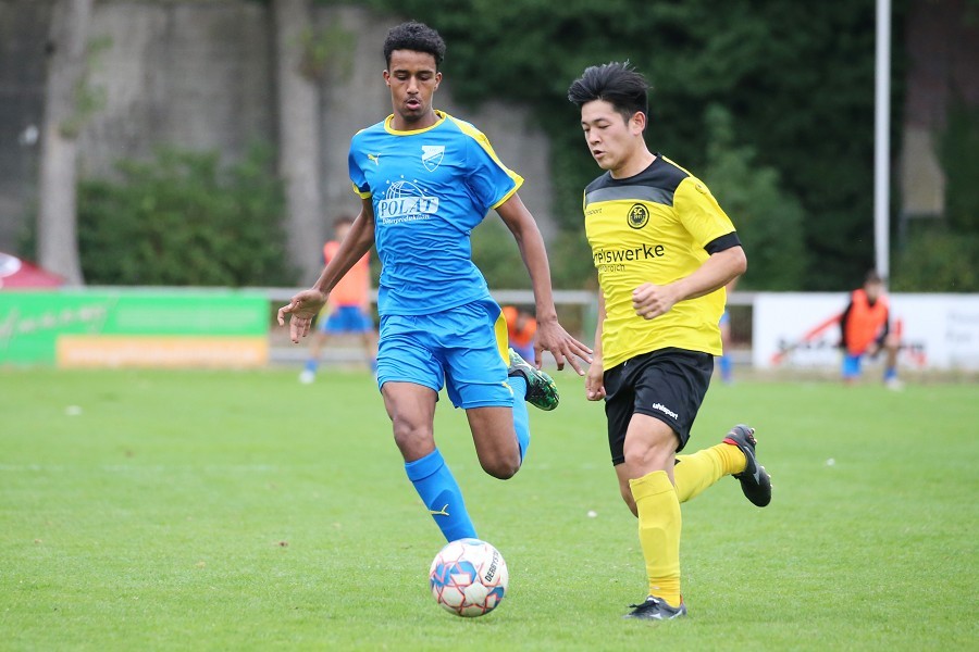 1. FC Mönchengladbach vs. SC Kapellen-Erft (2022/23)_17
