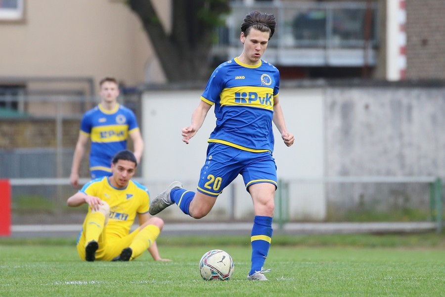 1. FC Mönchengladbach vs. SC Union Nettetal (2021/22)_17