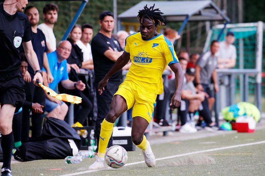 1. FC Mönchengladbach vs. SC Velbert (2021/22)_46