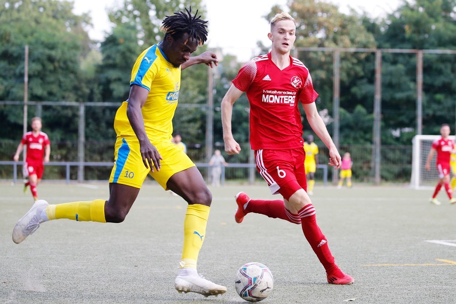 1. FC Mönchengladbach vs. SC Velbert (2021/22)_47