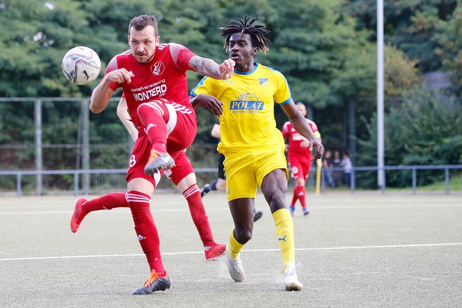 1. FC Mönchengladbach vs. SC Velbert (2021/22)_48