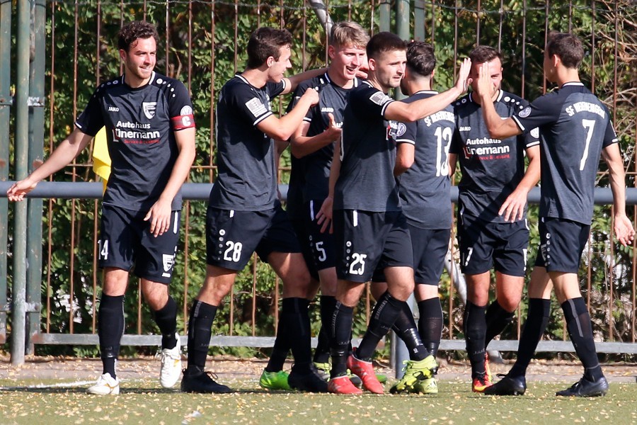1. FC Mönchengladbach vs. SF Niederwenigern (2020/21)_13