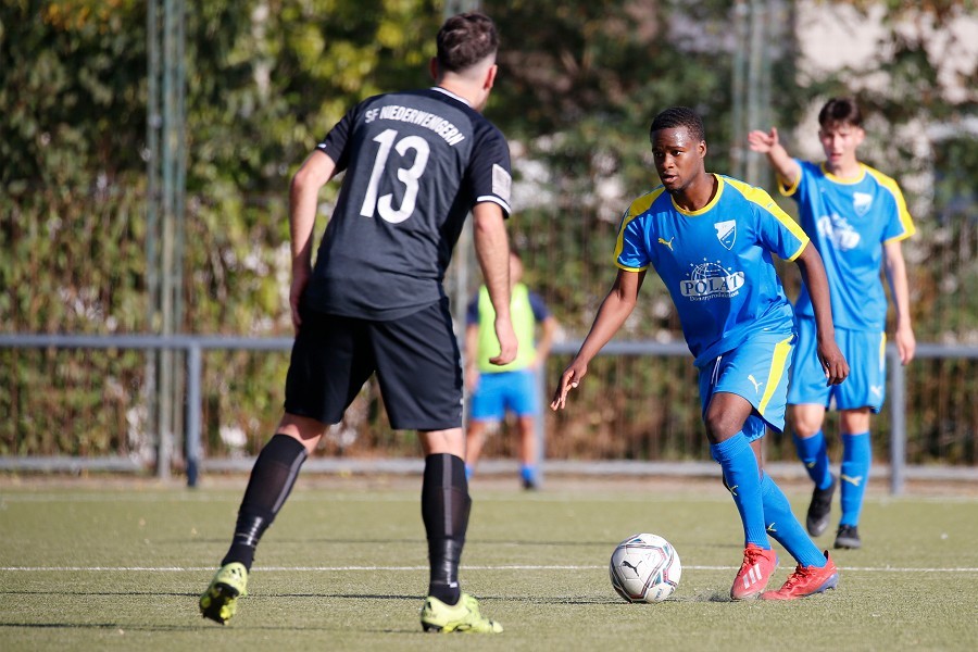 1. FC Mönchengladbach vs. SF Niederwenigern (2020/21)_20