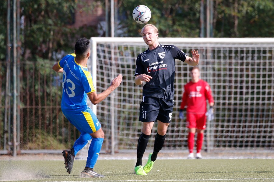 1. FC Mönchengladbach vs. SF Niederwenigern (2020/21)_7
