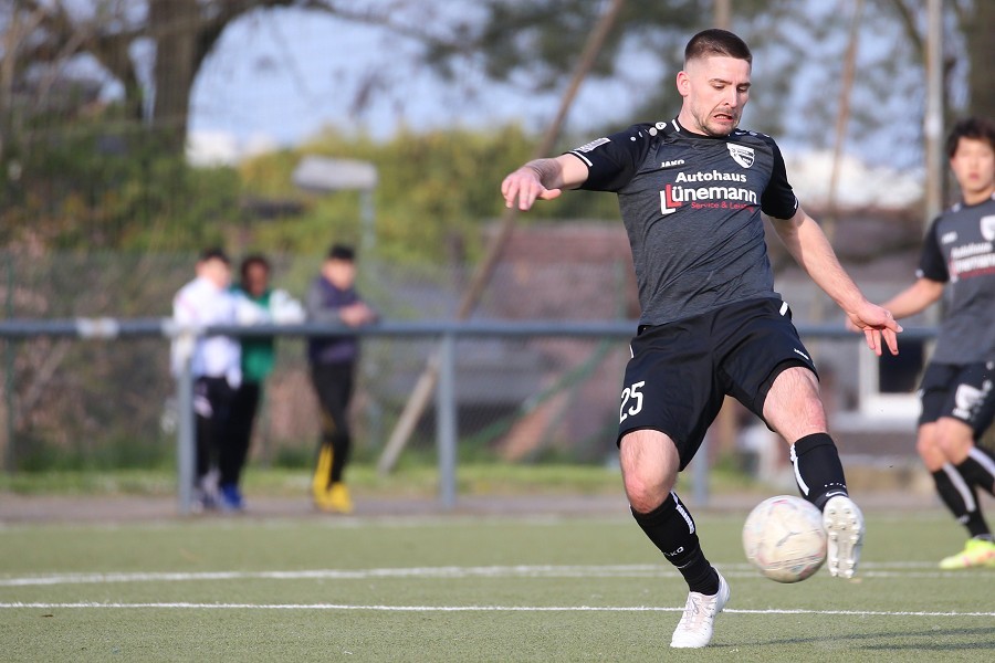 1. FC Mönchengladbach vs. SF Niederwenigern (2021/22)_1