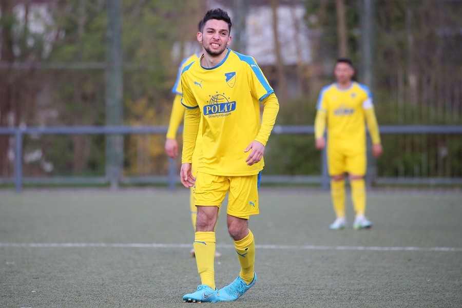 1. FC Mönchengladbach vs. SF Niederwenigern (2021/22)_20
