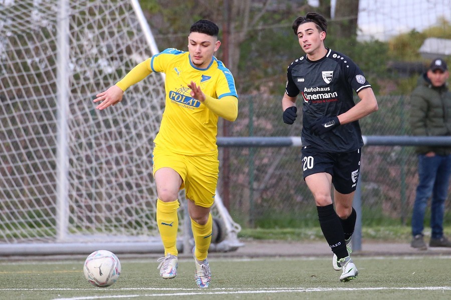 1. FC Mönchengladbach vs. SF Niederwenigern (2021/22)_22