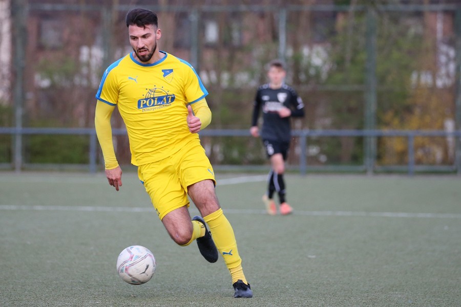 1. FC Mönchengladbach vs. SF Niederwenigern (2021/22)_29
