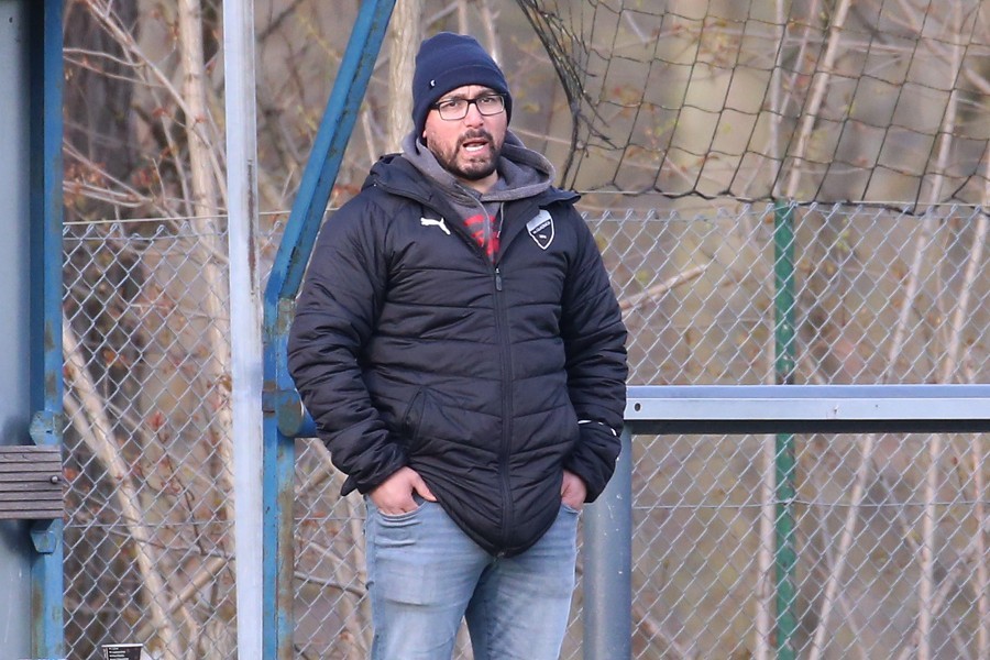 1. FC Mönchengladbach vs. SF Niederwenigern (2021/22)_9