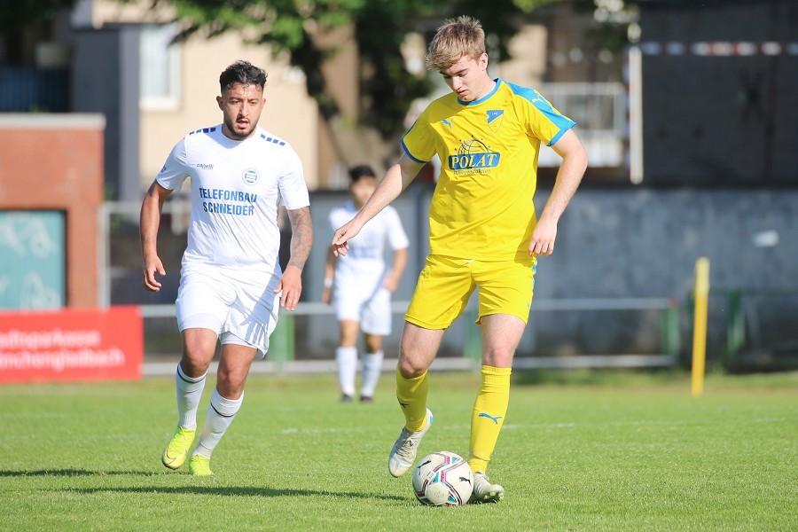 1. FC Mönchengladbach vs. TuRu Düsseldorf (2021/22)_9