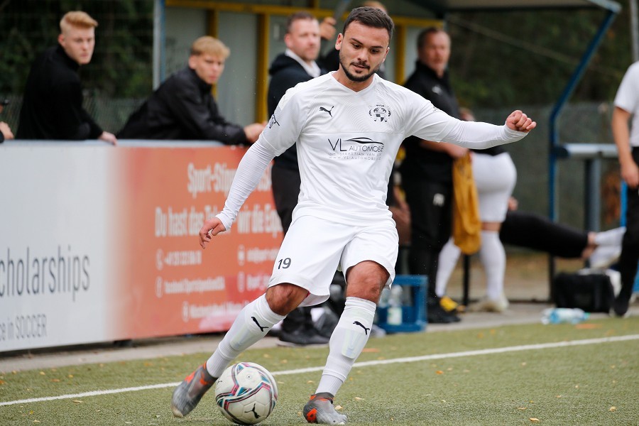 1. FC Mönchengladbach vs. VfB 03 Hilden (2020/21)_10