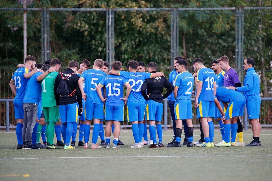 1. FC Mönchengladbach vs. VfB 03 Hilden (2020/21)_33