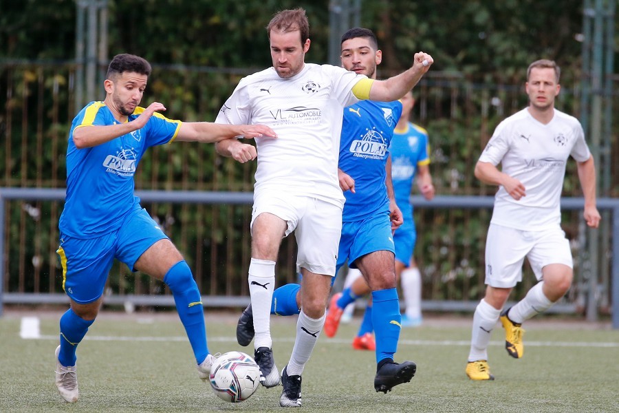 1. FC Mönchengladbach vs. VfB 03 Hilden (2020/21)_9