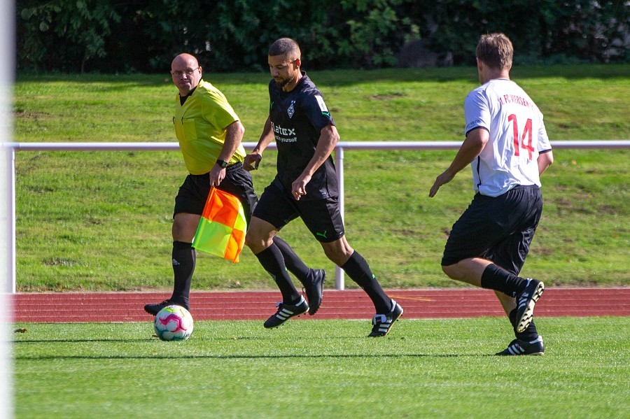 1. FC Viersen Allstars vs. Weisweiler Elf (2022/23)_25