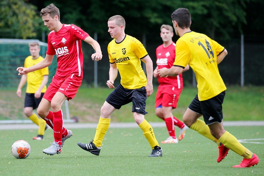 1. FC Viersen III- SF Neersbroich III (2020/21)_18