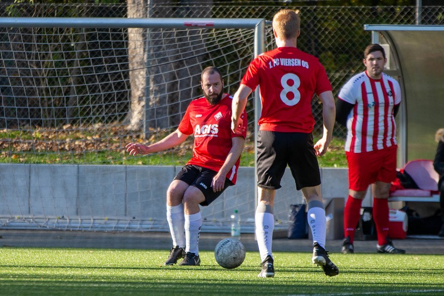 1. FC Viersen III vs. RW Venn III (2022/23)_20