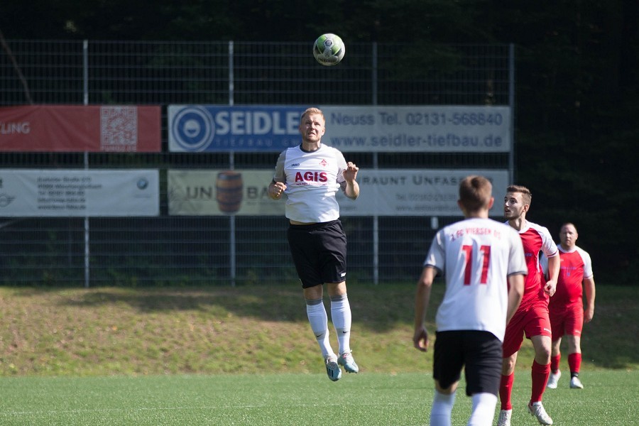1. FC Viersen III vs. SC Viersen-Rahser II (2021/22)_3