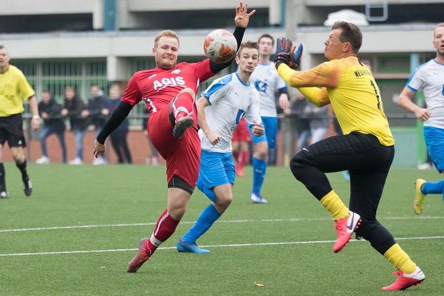 1. FC Viersen III vs. SF Neuwerk III (2020/21)_18