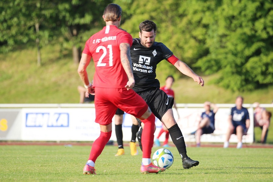 1. FC Wülfrath vs. ASV Süchteln (2021/22)_11