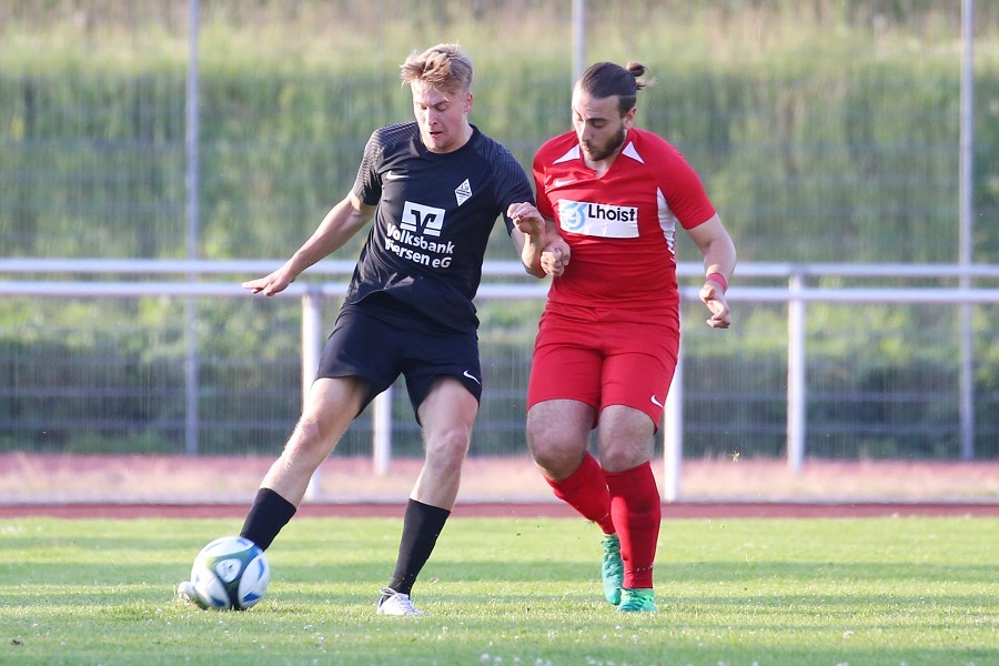 1. FC Wülfrath vs. ASV Süchteln (2021/22)_17