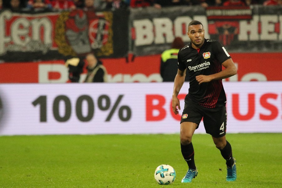 Bayer 04 Leverkusen- Borussia Mönchengladbach (2017/18)_10