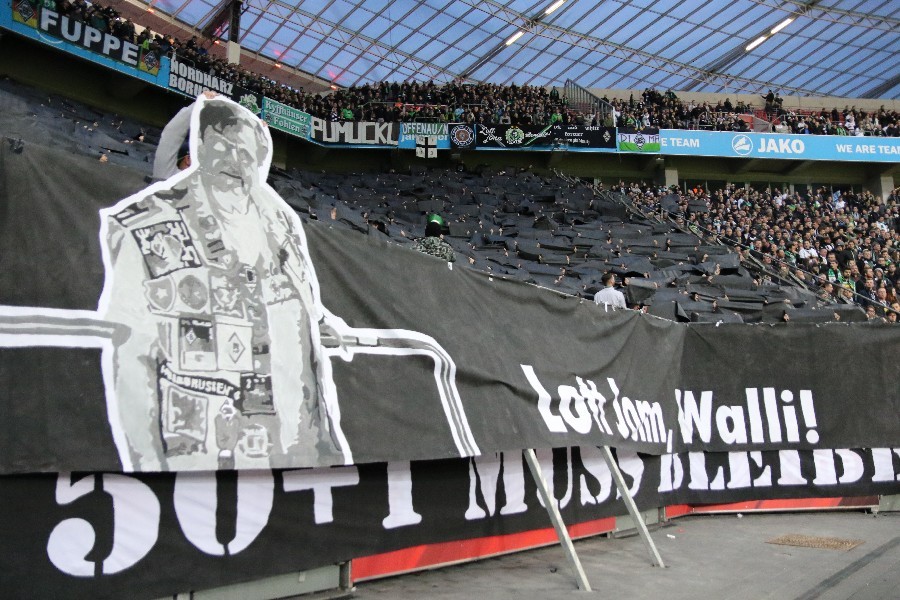 Bayer 04 Leverkusen- Borussia Mönchengladbach (2017/18)_11