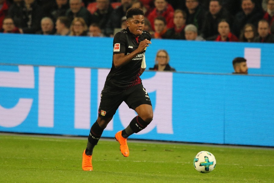 Bayer 04 Leverkusen- Borussia Mönchengladbach (2017/18)_11