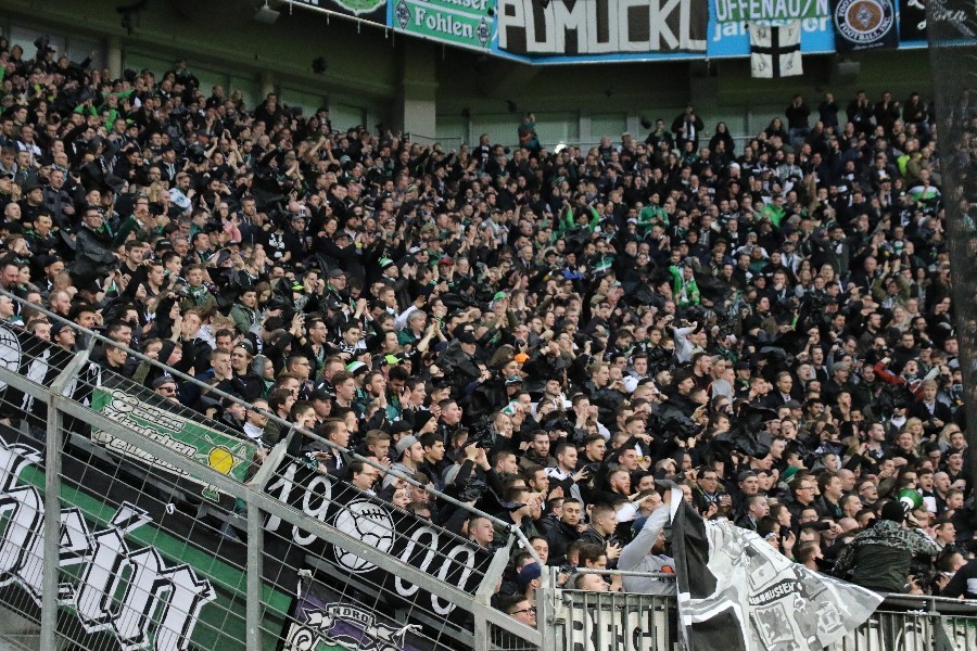 Bayer 04 Leverkusen- Borussia Mönchengladbach (2017/18)_13