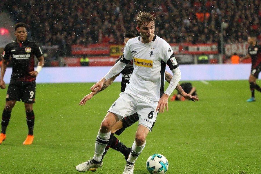 Bayer 04 Leverkusen- Borussia Mönchengladbach (2017/18)_1