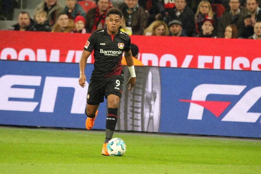 Bayer 04 Leverkusen- Borussia Mönchengladbach (2017/18)_3