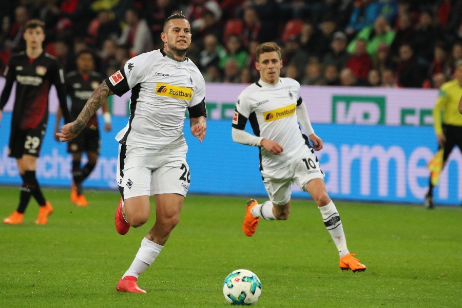 Bayer 04 Leverkusen- Borussia Mönchengladbach (2017/18)_3