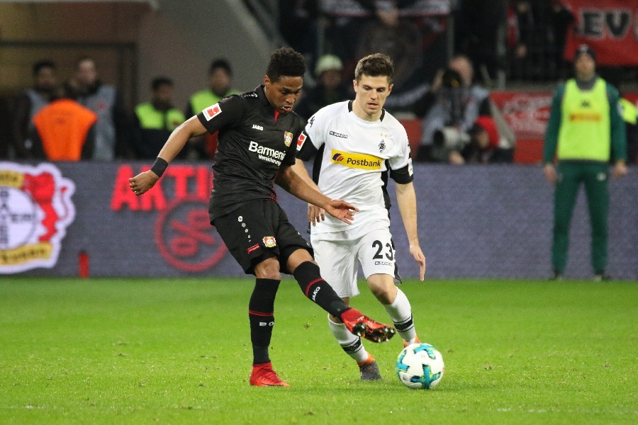 Bayer 04 Leverkusen- Borussia Mönchengladbach (2017/18)_6