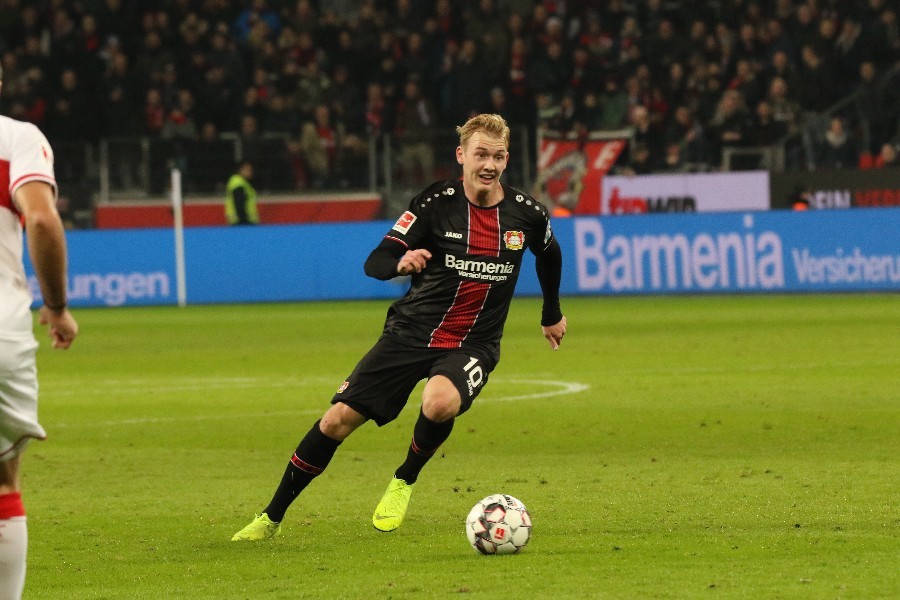 Bayer 04 Leverkusen- VfB Stuttgart (2018/19)_16