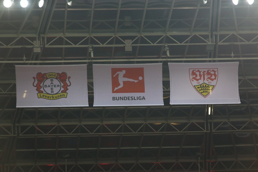 Bayer 04 Leverkusen- VfB Stuttgart (2018/19)_1