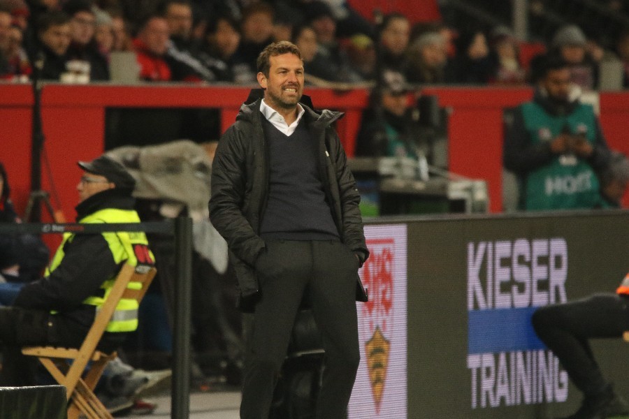Bayer 04 Leverkusen- VfB Stuttgart (2018/19)_29