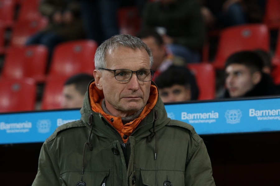 Bayer 04 Leverkusen- VfB Stuttgart (2018/19)_8