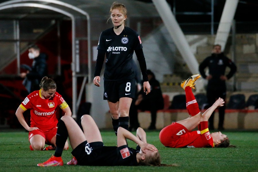 Bayer 04 Leverkusen vs. Eintracht Frankfurt (2020/21)_43