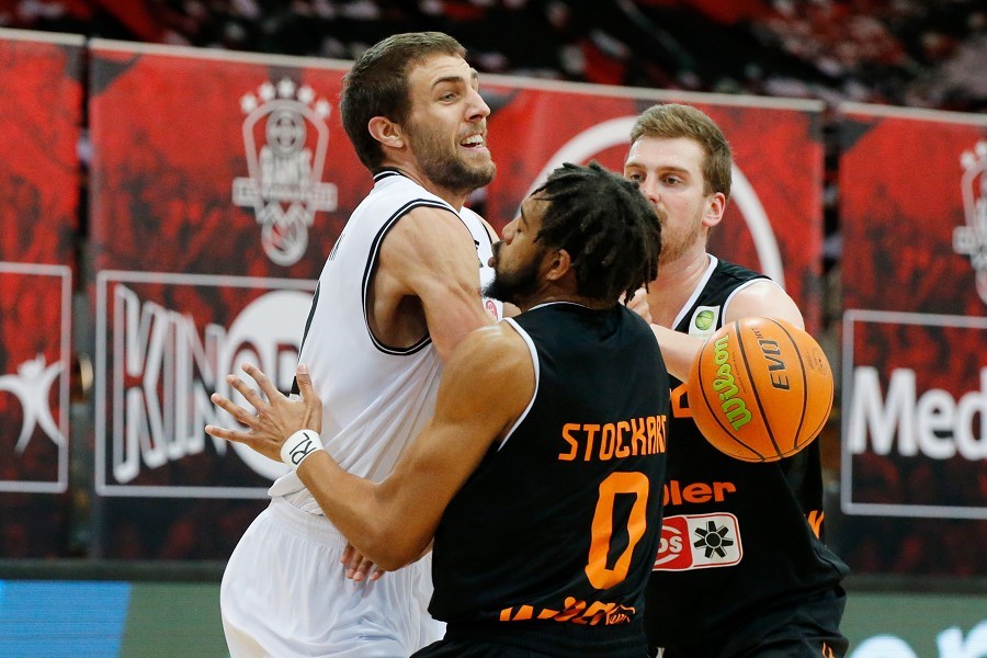 Bayer Giants Leverkusen vs. Wiha Panthers Schwenningen (2020/21)_28
